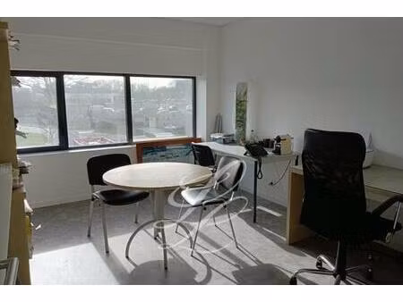 location - entrepot 85 m2 saint herblain