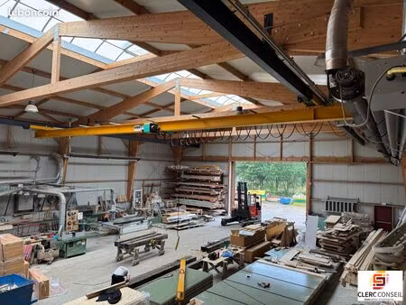 local 825 m² eslettes