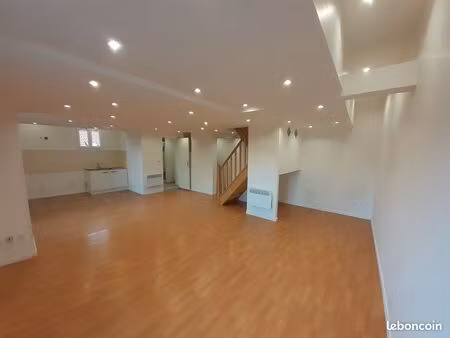 appartement maison en duplex avec garage centre ville