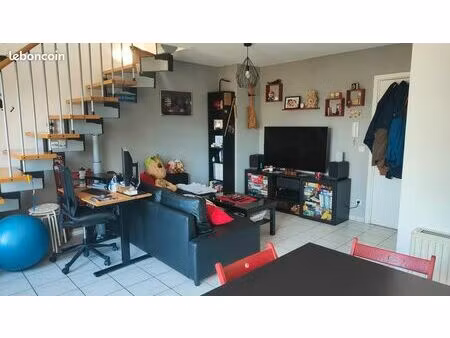 appartement t3 duplex avec terrasse - eybens (proche odyssée)