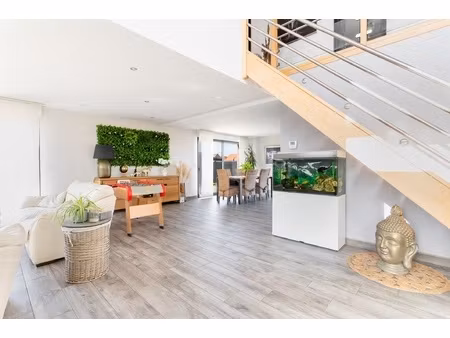 maison 5 pièces - 152 m²