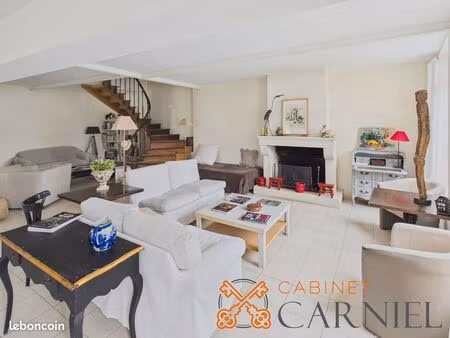 maison 4 pièces 165 m²