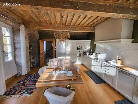 vente | maison | 220 m² | saint-antonin-noble-val