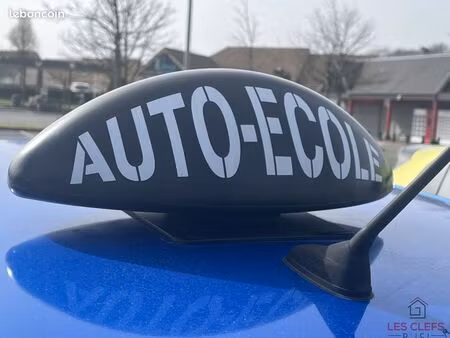 local commercial 84 m² moncé-en-belin