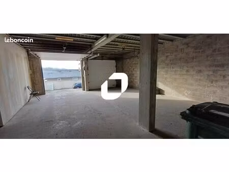 local d'activité 112 m²