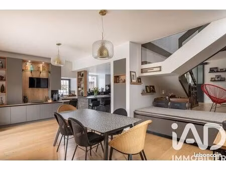 maison 5 pièces 239 m²