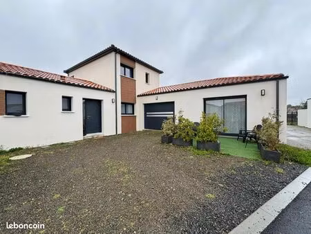 maison 6 pièces 128 m²