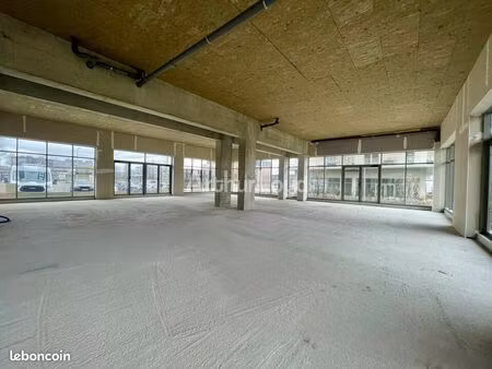local commercial 420 m²