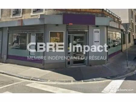 local commercial 140 m² reims