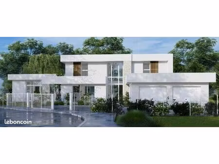 maison 6 pièces 220 m²
