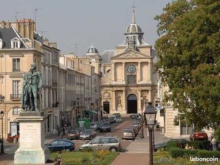 boutique 136 m² versailles