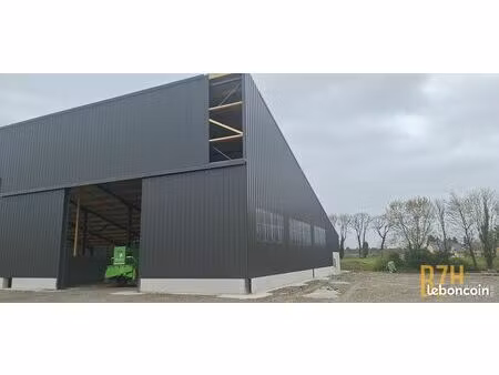 local 430 m² ploermel