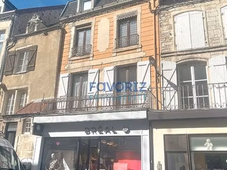 immeuble 8 pièces 205 m²