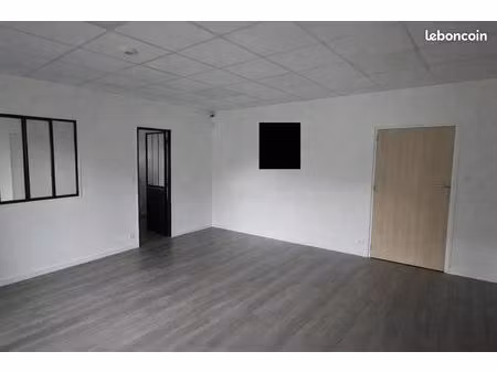 bureau de 60m² à pornichet