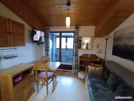 agréable studio meublé  aux pieds des pistes d'hirmentaz