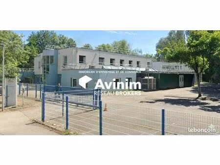 bureaux 953 m² meylan