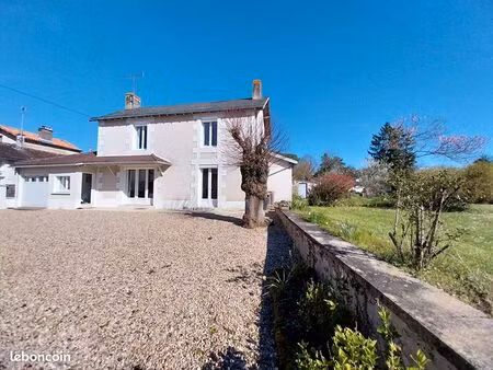 maison 4 pièces 95 m²