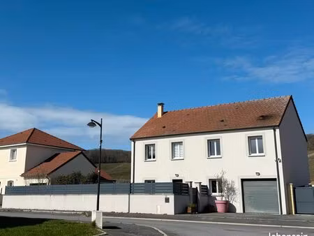 ? maison individuelle 136 m² – 430 000