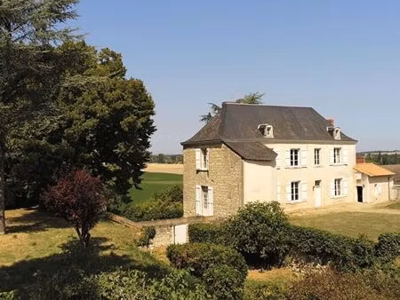 vente terrain 255 m² monthoiron (86210)