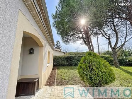 villa 5 pièces 110 m²