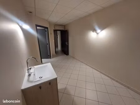 local médical/paramédical