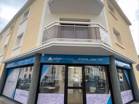 ?️ local - bureau rénové (chantiers navals)