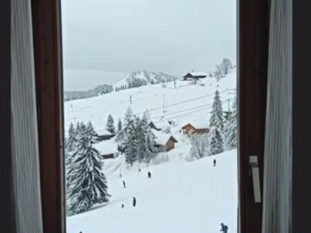 appartement - 32m² - pied des pistes – manigod / merdassier