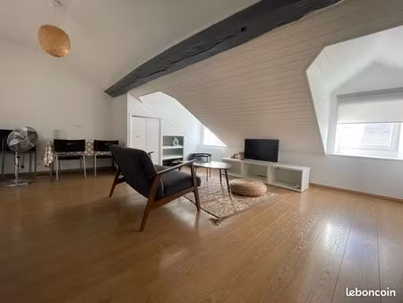 appartement t2 de 30m2 à 750 toutes charges comprises ( eau   électricité   internet   pou