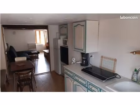 appartement toutes charges comprises (hors poubelles)