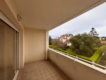 dax - appartement t3 de 78m² avec balcon