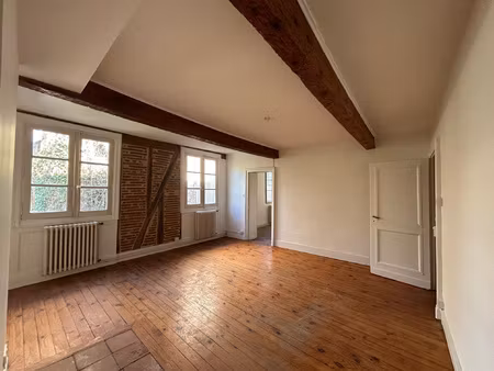 appartement t3 bis secteur carmes