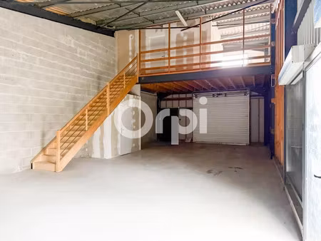 location locaux professionnels à saint-laurent-de-la-pree (17450)  nan €