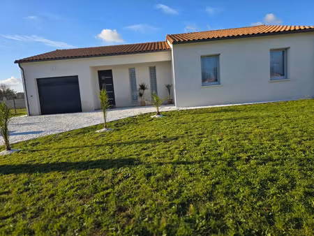 vente maison 4 pièces 95 m² saint-rémy (79410)