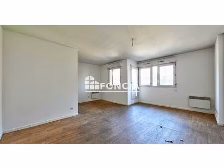 cergy saint christophe – au pied du rer a & ligne l – grand studio évolutif en f2