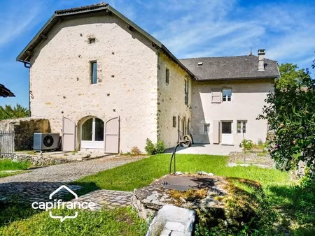 grande maison familiale 10 pièces 256 m² habitables sur 2 niveaux avec gite terrain 14500 