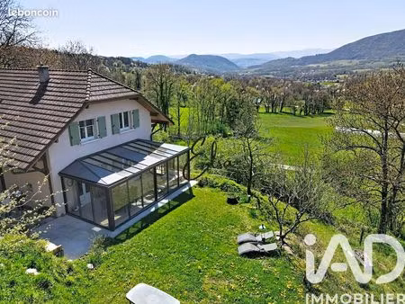 maison 5 pièces 151 m²
