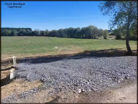 a morlaas  terrain à vendre dans une impasse  plat  prêt à construire
