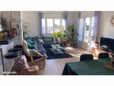 haut de villa avec jardin privé  terrasse et garage