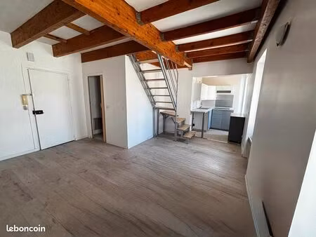 particulier loue t3 duplex 44m² 77410 claye-souilly