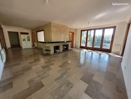 appartement 3 pièces 117 m²