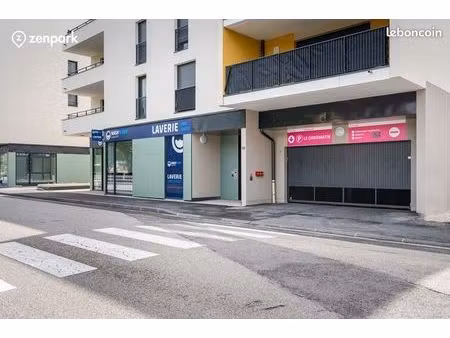 parking saint julien en genevois