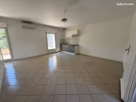 t2 bis duplex avec terrasse – villeneuve-sur-lot