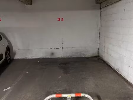 place parking saint michel sud