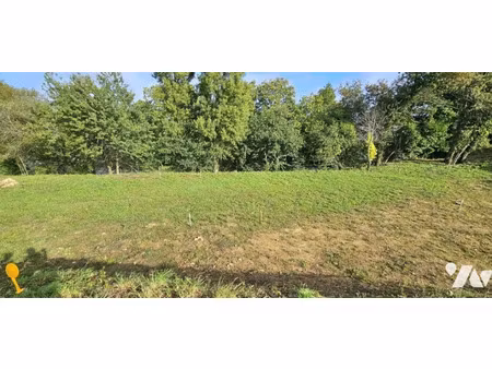 vente terrain à batir 1800 m² à quimper (29000)  153 700 €