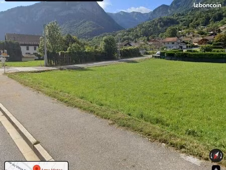 terrain 2000 m² marnaz