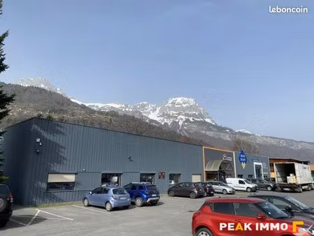 local bureaux 960 m²