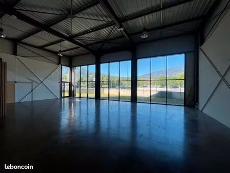 local commercial de 350m2