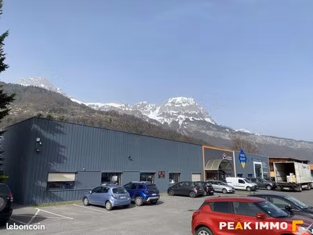 local 960 m² sallanches