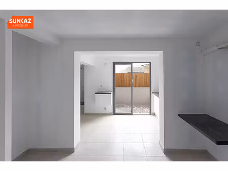 st pierre terre sainte - studio meublé étudiant - loyer 750 € cc - dispo le 11/05/2026