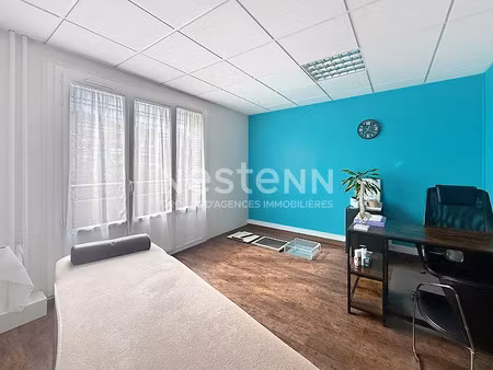 vente locaux professionnels 4 pièces 99.35 m² à bron (69500)  320 000 €